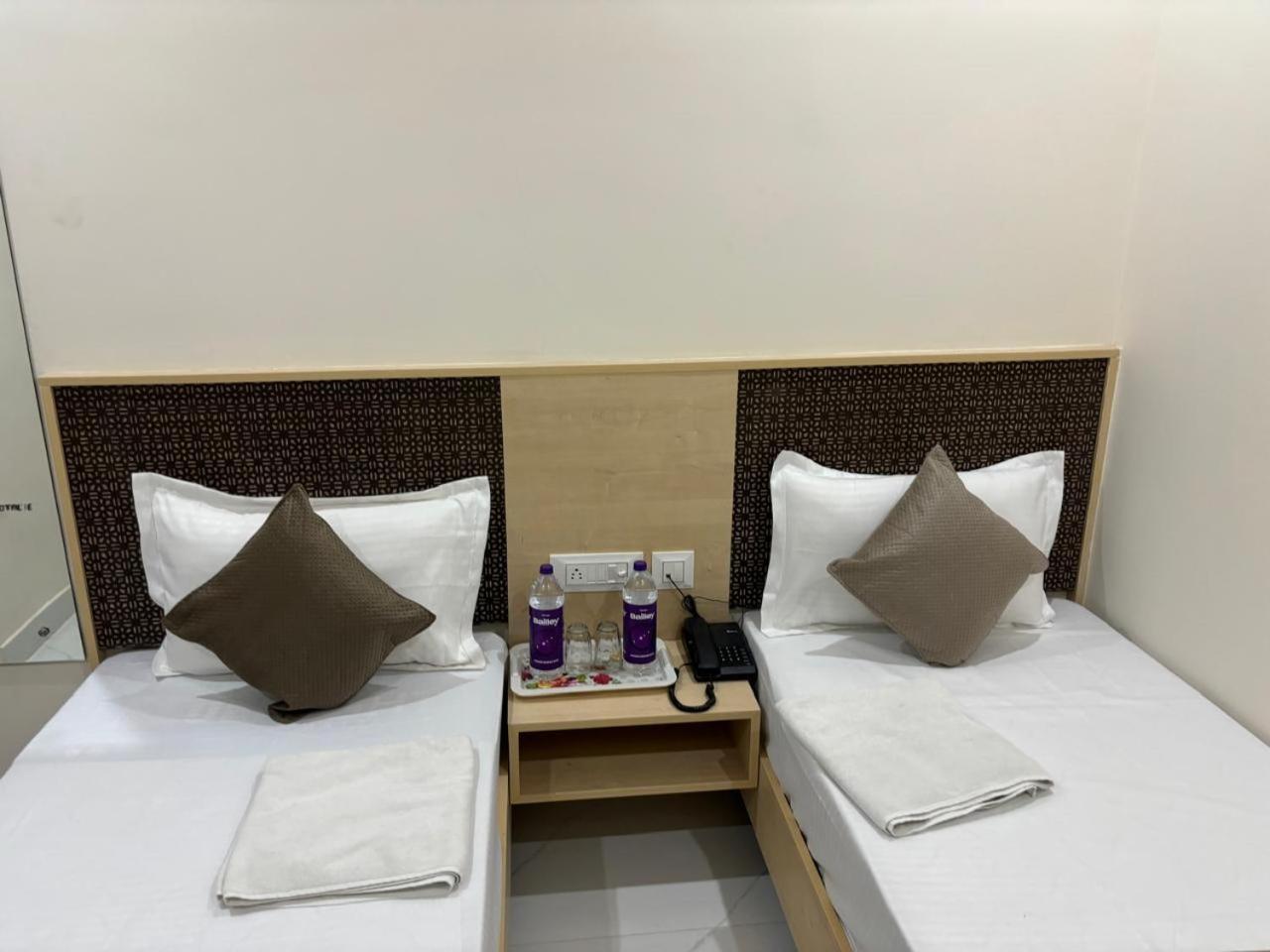 Hotel Silver Moon جايبور المظهر الخارجي الصورة
